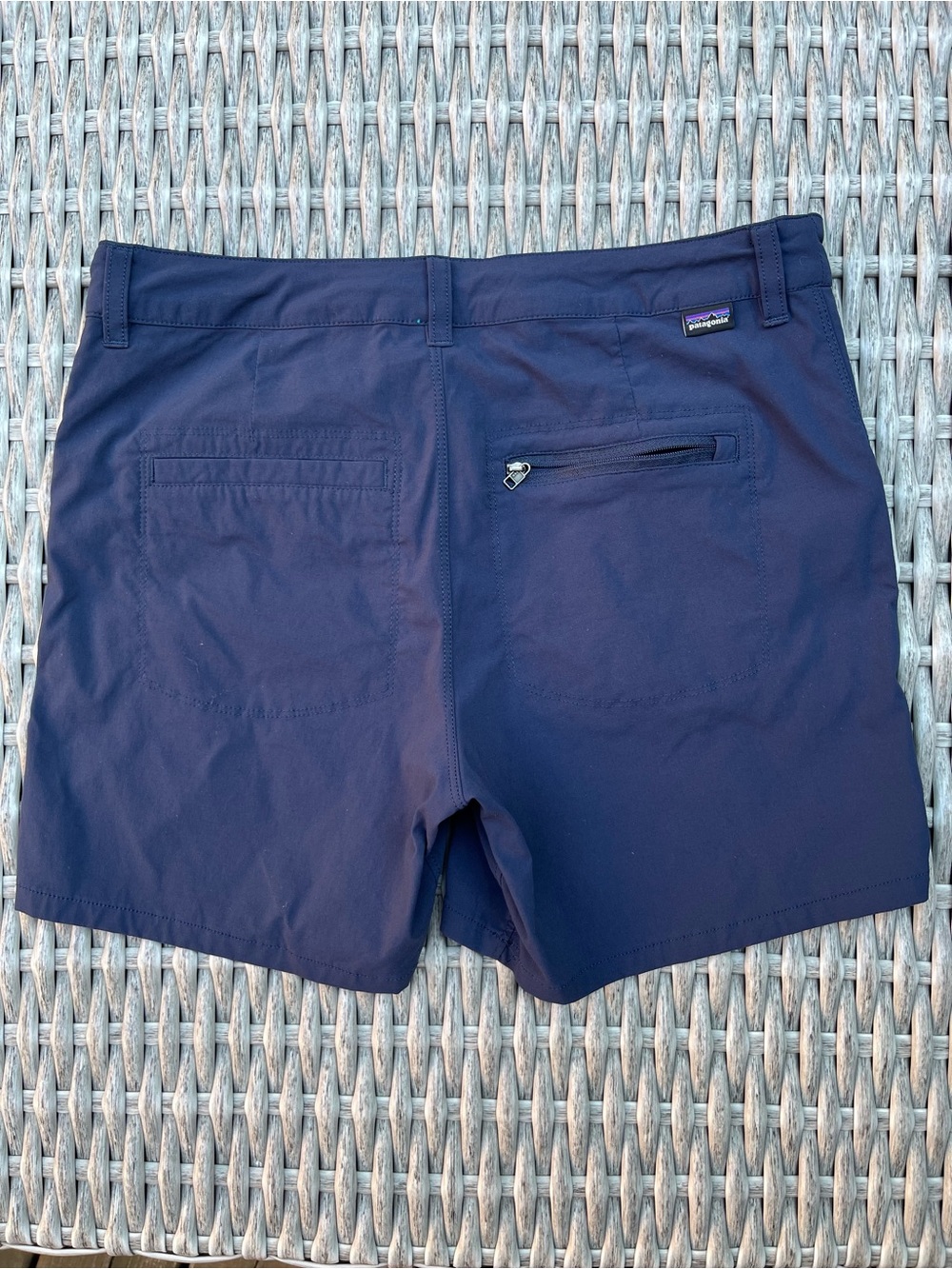 Patagonia Quandary Shorts size 4 - Picture 3 of 12